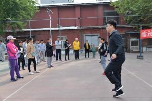 威客集团公司第三十二届“振兴杯”五一运动会正式拉开帷幕
